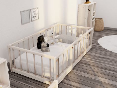 DIY Twin size Montessori floor bed - DIY projects plans Montessori Bed Diy Plans, Toddler Floor Bed Diy, Diy Gym Equipment, Bed Frame Plans, Montessori Floor Bed, Wood Patio Chairs, Loft Bed Plans, Toddler Floor Bed, Diy Greenhouse Plans