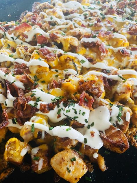 Blackstone Buffalo Chicken Loaded Potatoes - If You Give a Girl a Grill Blackstone Buffalo Chicken, Outdoor Griddle Recipes, Loaded Potatoes, Outdoor Cooking Recipes, Cooking Stone, Griddle Recipes, Flat Top Grill, Griddle Cooking, Loaded Potato