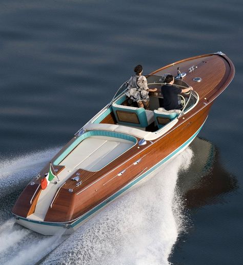 Riva Yachts. Luxury, Classic and Style Boat Bookshelf, Riva Boot, Wooden Boats For Sale, Wooden Boat Kits, Wooden Speed Boats, Riva Yachts, Riva Boat, Boat Oars, Plywood Boat