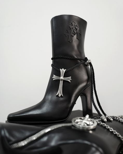 Chrome Hearts New Arrivals⚡️ #chromehearts #chromeheartsofficial #chromeheartslover Chrome Hearts Boots, Chrome Hearts Shoes, Heart Shoes, Chrome Hearts, Y2k Aesthetic, Vivienne Westwood, Accessories Shop, Photo Ideas, Heeled Boots