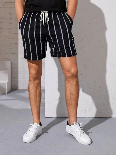 Men Drawstring Waist Slant Pocket Striped Shorts | SHEIN USA Leather Sneakers Outfit, Black Preppy, Curved Hem Shirt, Purse Design, Styles Dress, Eyes Beautiful, Pink Glam, Expensive Clothes, Black And White Shorts