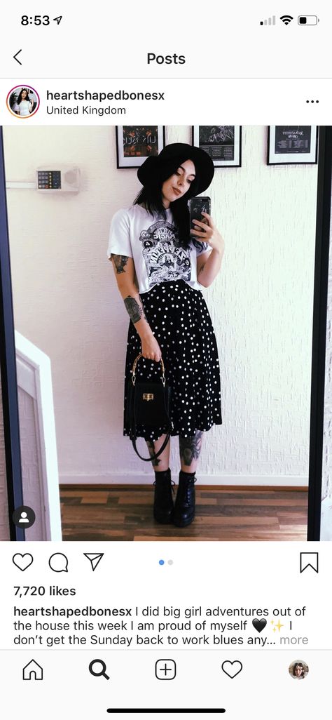 Alt Office Casual, Outfits For Summer Concerts, Medium Size Goth Outfits, Older Emo Outfits, Plus Size Summer Outfits Grunge, Alt Office Outfit Summer, Alt Mum Fashion, Alternative Fashion Work Outfits, Plus Size Edgy Office Outfit