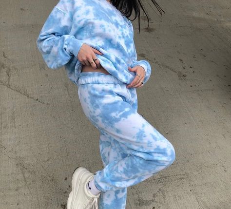 Tie-Dye Sweatsuit / Crewneck and Sweatpants / Sweat Set / | Etsy Tie Dye Sweatsuit, Sweat Sets, Joggers Outfit, Sweat Set, Clothes Organization, Fashion Inspo Outfits, Clothing Items, Cool Style, Shirt Designs