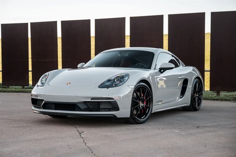 Porsche 718 Cayman GTS 4.0 2023 - elferspot.com - Marktplatz für Porsche Sportwagen Porsche 718 Cayman Gts, Adaptive Sports, Porsche 718 Cayman, Cayman Gt4, Sport Seats, Paint Protection, Window Trim, Chalk, Porsche