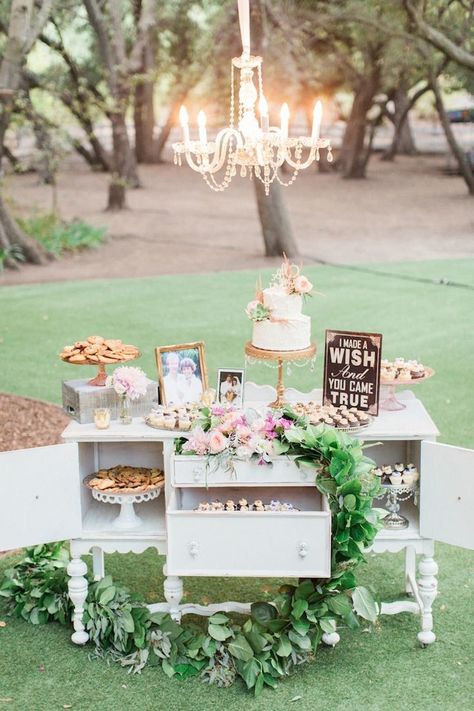 elegant vintage dessert table wedding ideas Vintage Dessert Tables, Vintage Chic Wedding, Tables Wedding, Cakes And Desserts, Malibu Wedding, Boda Mexicana, Wedding Cake Table, Wedding Dessert Table, Dessert Tables