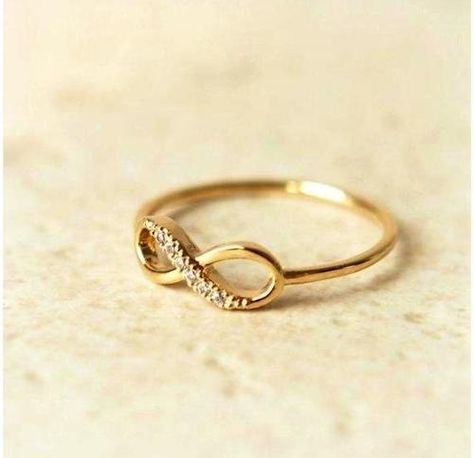 Infinity ring Gold Infinity Ring, Infinity Rings, Gold Rings Fashion, Gold Ring Designs, Infinity Ring, Finger Rings, Cute Rings, Fashion Ring, Girly Jewelry