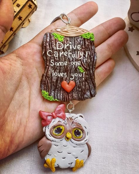 Clay Keychain, Handmade Clay Jewelry, Clay Wall Art, Clay Crafts Air Dry, Clay Craft, Art Decor Diy, Handmade Wall Art, Clay Miniatures, Clay Art Projects