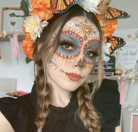 Mexican Makeup, Disney Eye Makeup, Sugar Skull Costume, Dead Makeup, Vampire Bride, Angel Makeup, Cute Halloween Makeup, Skeleton Makeup, Halloween Makeup Pretty