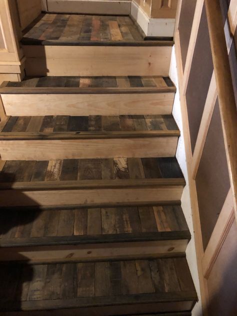 Widen Stairs, Miners Cottage, Stairs Diy, Pallet Stairs, Redo Stairs, Pallet Wood Projects, Diy Staircase Makeover, Pallet Floors, Wood Stair Treads