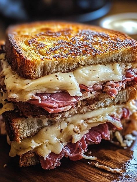 Reuben Casserole Recipe, Pastrami Sandwich Recipe, Reuben Bake, Ultimate Grilled Cheese, Pastrami Sandwich, Corned Beef Recipes, Potluck Dishes, Sandwich Recipe, Recipes Homemade