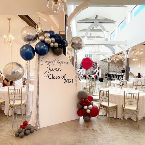 Check out the amazing graduation party ideas for the perfect celebration. Ideas For Graduation Party, Graduation Photo Booth, All Ideas, Photoshoot Backdrops, Graduation Party Ideas, Graduation Backdrop, Grad Party Decorations, Graduation Cap Decoration, Graduation Photoshoot