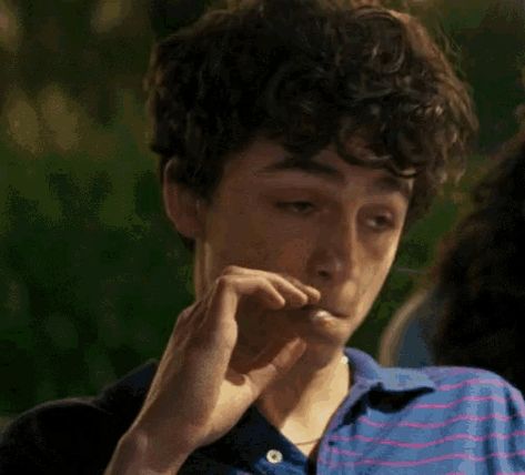 Nodding Gif, Timothee Chalamet Gif, Nod Gif, Somewhere In Northern Italy 1983, Boy Gif, Timmy T, Regulus Black, Beautiful Film, The Perfect Guy