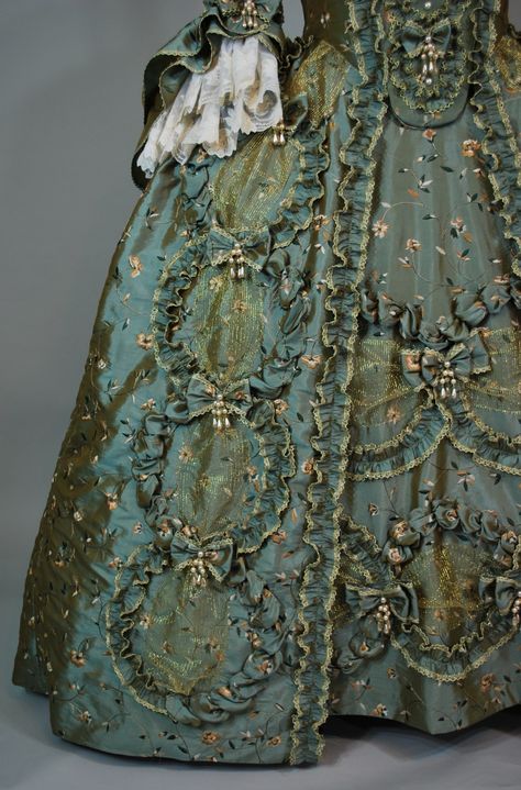 18th Century Ball Gown, 18th Century Gown, Rococo Dress, Куклы American Girl, 18th Century Dress, Rococo Fashion, 18th Century Costume, 18th Century Clothing, 18th Century Fashion