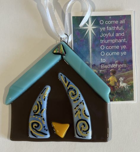 Designed by Annie Dotzauer this ornament was made with cut glass, and glass enamels. Fused Glass Nativity, Religious Ornaments, Fused Glass Wall Art, Fused Glass Artwork, Nativity Ornaments, Glass Fusing, Glass Projects, Glass Artwork, Fused Glass Art