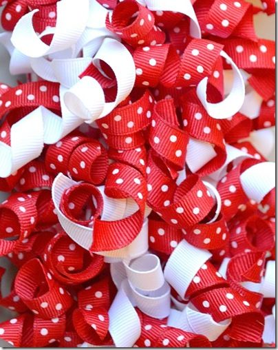 Not just for Valentines Day, also for everyday scrapbooking and darling decorations.   Learn how to make curly grosgrain ribbons first, and then how to make them into a wreath.  Tutorials. Korker Ribbon, Napkins Rings, Ribbon Curls, Spray Starch, Curling Ribbon, Valentine Day Wreaths, Ribbon Wreath, Ribbon Crafts, Fabric Ribbon