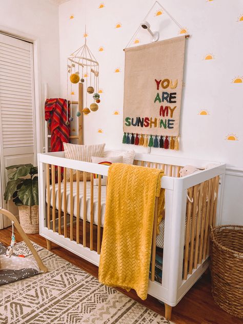 White Nursery With Pops Of Color, Cute Nursery Themes Gender Neutral, Bright And Colorful Nursery, Gender Neutral Baby Nurseries, 90s Theme Nursery, Pop Of Color Nursery, Bright Colors Nursery, Nursery Ideas Girl Colorful, Primary Color Nursery Ideas