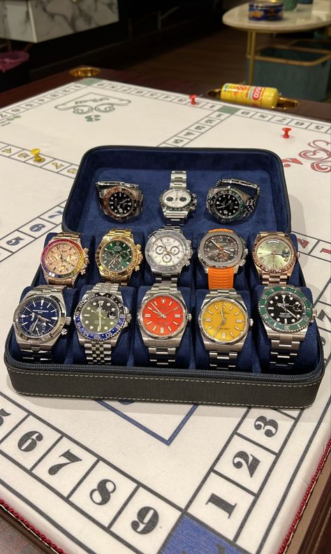 Rolex Watch Collection, Investment Watches Women, Watch Collection Mens, Luxury Watch Collection, Mens Rolex, Mens Luxury Lifestyle, Nice Watches, Expensive Jewelry Luxury, Men's Watches Luxury