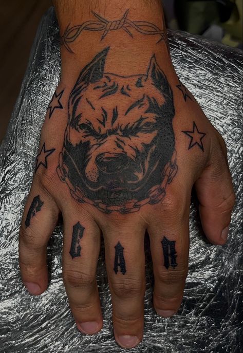 Doberman Hand Tattoo, Barbed Wire Knuckle Tattoo, Nuckle Tats Men, Mens Knuckle Tattoos, Knuckle Tattoos Words, Dog Hand Tattoo, Nas Tattoo, Pawn Tattoo, Knuckle Tattoos For Guys