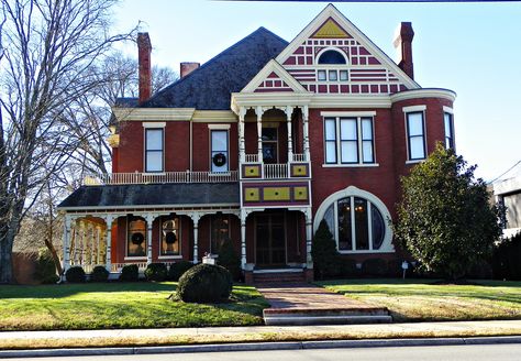 Brick Victorian House: Dalton, Georgia | Flickr - Photo Sharing! Queen Anne Victorian House, Brick Victorian, Dalton Georgia, Victorian Style Homes, Old Mansions, Atlanta Homes, Victorian Architecture, Domain Hosting, Victorian House