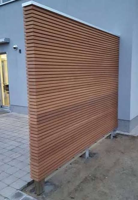 Bamboo Screen Garden, Slatted Wall, Pergola Carport, Carport Designs, Garden Screening, Walled Garden, Backyard Fences, Garden Fencing, Fence Design