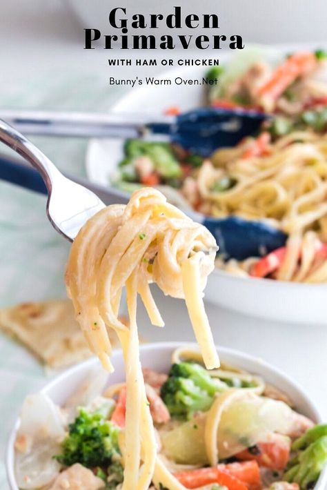 Vegetables In Season, Barbecued Chicken, Yummy Pasta, Macaroni Recipes, Pasta Primavera, Chicken And Broccoli, Yummy Pasta Recipes, Pasta Dinner Recipes, Chicken Pasta Recipes