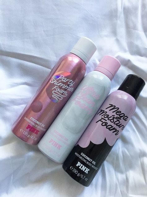 Profumo Victoria Secret, Body Mousse, Coconut Oil Body, Bath N Body Works, Perfume Body Spray, Bath And Body Works Perfume, Shower Skin Care, Body Smells, Skincare Organization