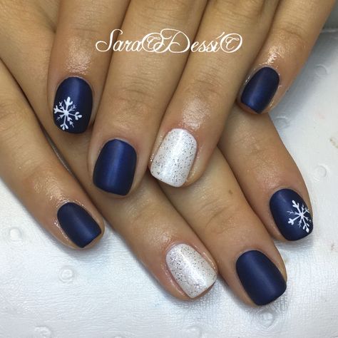 Winter Nail Designs For Short Nails, January Gel Nails Ideas, January Manicure, January Nail Colors Winter, Winter Pedicure Colors Toenails, January Nails Winter Simple, January Nails Winter, Gel Powder Nails, January Nail