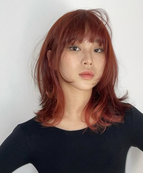 Short Copper Hair, Long Hairstyles With Layers, Hairstyles With Layers, Long Haircuts, Haircuts Straight Hair, Copper Hair, Dye My Hair, Hair Inspiration Color, Cut My Hair