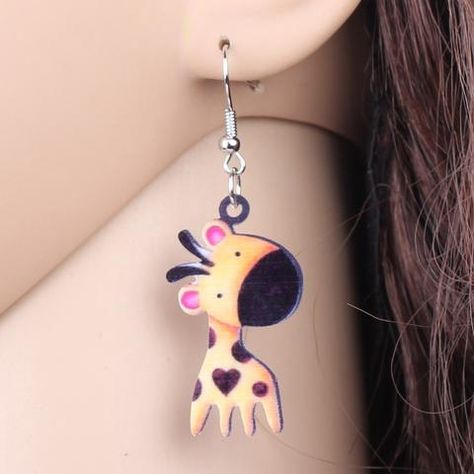 Cartoon Giraffe Earring Charm Jewelry Cute Earrings Studs, Giraffe Earrings, Earrings For Teens, Diy Earrings Dangle, Earrings Holder, Tangled Necklace, Earrings Cool, Pinterest Jewelry, Earring Charm