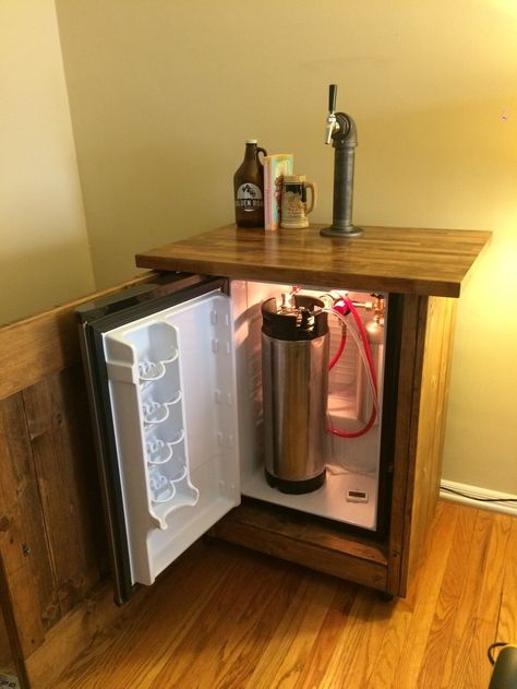 Danby DAR044A6BSLDB Kegerator Cabinet Build - Home Brew Forums Bar With Kegerator, Kegerator Cabinet, Keg Fridge, Kegerator Bar, Diy Basement Bar, Kegerator Diy, Mini Fridge Cabinet, Cabinet Build, Diy Beer