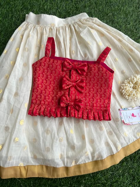 Kerala Style Pattupavada For Kids, Onam Outfit For Baby Girl, Kids Pattupavada Blouse Designs, Baby Girl Skirt Top Design, Kids Skirt And Top Designs, Kids Skirt Top Designs, Skirt And Blouse For Kids, Pattupavada For Kids, Skirt And Top For Kids