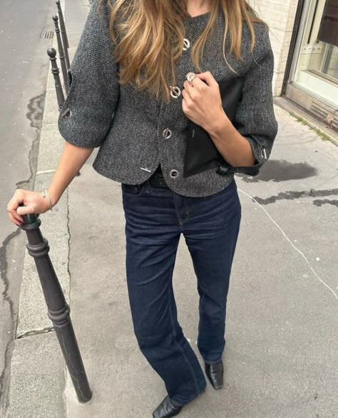 Paris Outfits February, Autumn Closet, Amalie Moosgaard, Lizzy Hadfield, Saks Potts, Camille Rowe, Chloe Sevigny, Mode Casual, Where To Shop