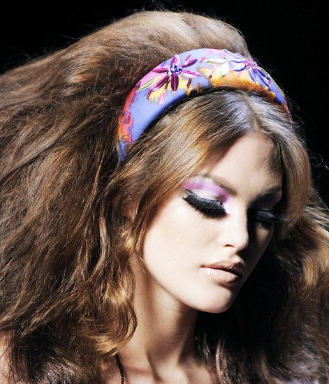 christian dior make up - Google Search 70’s Hair And Makeup, 70s Makeup Disco, Disco Hair And Makeup, 70s Disco Makeup, 70s Hair And Makeup, 1970s Makeup, 70’s Hair, Hippie Makeup, Look Disco