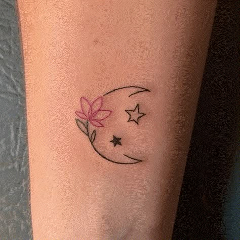 Crescent Moon Tiny Tattoo, Tiny Moon And Stars Tattoo, Mini Tattoos Moon And Stars, Tattoo Ideas Quarter Sleeve, Moon And Rose Tattoo, Tattoo Ideas Phrases, Tattoo Ideas Pen, Cute Moon Tattoo, Tattoo Ideas Roses