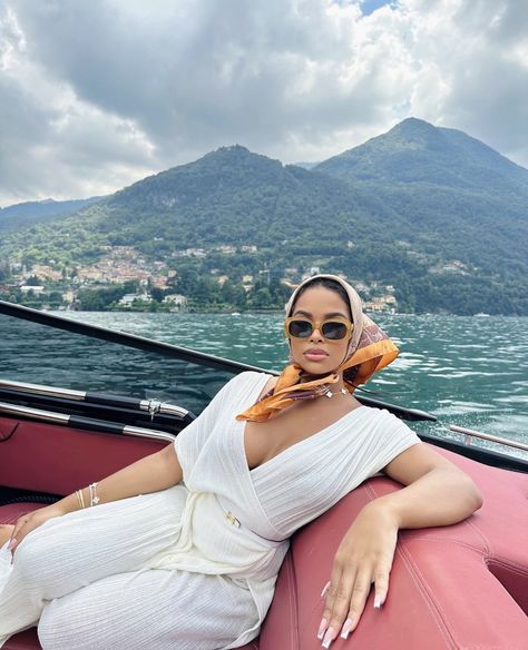 Yacht Outfit, Milan Outfits, Cute Vacation Outfits, Rich Girl Lifestyle, Vacay Outfits, Italy Outfits, Black Femininity, Travel Outfits, Aesthetic Travel