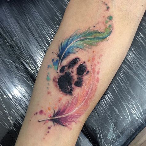 Water color paw print tattoo Pawprint Tattoo, Dog Paw Tattoo, Tattoo Dog, Paw Tattoo, Muster Tattoos, Inspiration Tattoos, Horse Tattoo, Memorial Tattoos, Wolf Tattoos