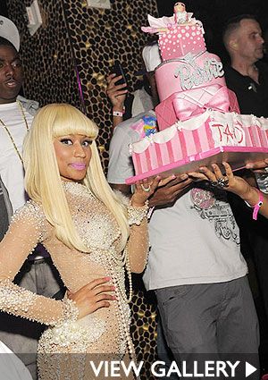 nicki minaj sparkles - Google Search Nicki Minaj Birthday, Rihanna Beyonce, Nicki Minaj Pink Friday, Nikki Minaj, Nicki Minaj Photos, Nicki Minaj Pictures, Pink Birthday Cakes, 26th Birthday, Birthday Queen