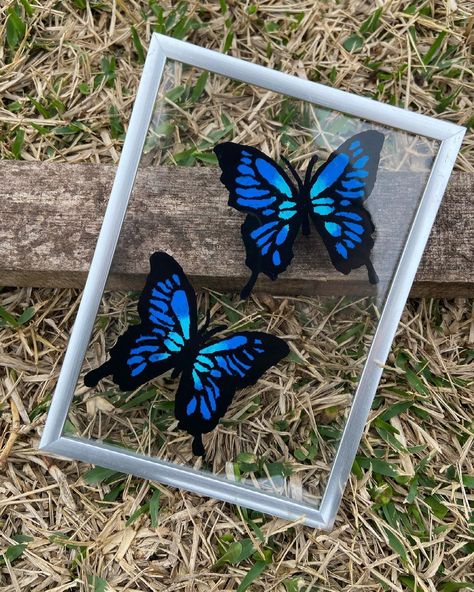 Blue Morpho Butterfly, Cute Doodles Drawings, Small Canvas Art, School Art Projects, Stained Glass Projects, Still Waiting, Easy Diy Art, Coloring Book Art, Art Tutorials Drawing