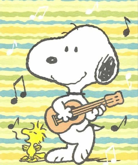 Snoopy Drawing, Snoopy Tattoo, Woodstock Snoopy, Snoopy Wallpaper, Small Canvas Paintings, Snoopy Pictures, Snoop Dog, Snoopy Woodstock, Snoopy Love