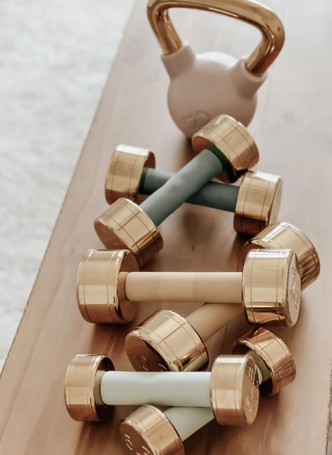 Blogilates Dumbbells - Gold 10lbs curated on LTK Dumbell Picture Aesthetic, Gold Gym Aesthetic, Dumbbell Picture Aesthetic, Dumbbell Aesthetic, Pink Weights Aesthetic, Pink Dumbbells Aesthetic, Gold Dumbbell, Fitness Vision Board, Basement Gym