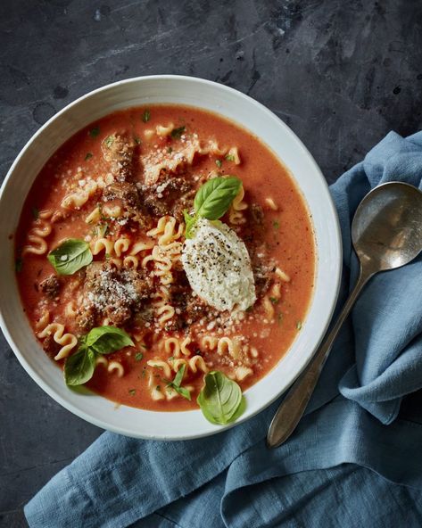 Lasagna Soup recipe from Once Upon a Chef Weeknight/Weekend cookbook | Photo copyright Jenn Segal from Once Upon a Chef Friendship Soup Recipe, Weekend Recipe, Once Upon A Chef, Weekend Recipes, Lasagna Soup Recipe, Good Soup, Soup Ideas, Lasagna Soup, Small Pasta