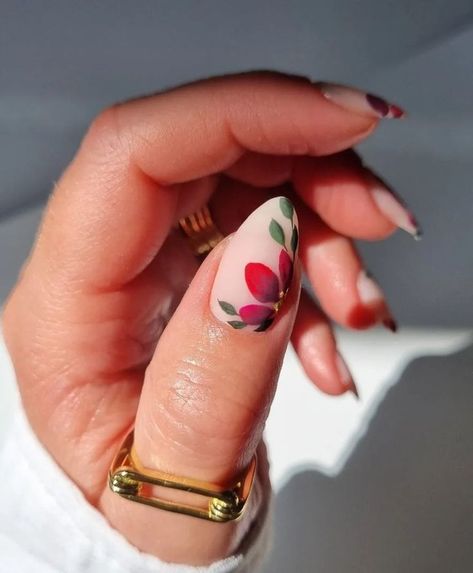 Floral Nail Nail Ideas Boho, Boho Nails Simple, Boho Nail Ideas, Nail Short Acrylic, Floral Nail Ideas, Bold Botanicals, Boho Nails, Floral Nail Designs, Floral Nail