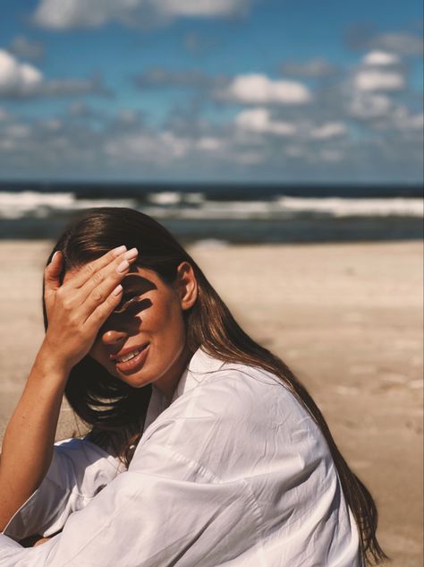 Aesthetic Sunshine, Sitting Position, Sun Beach, Beach Aesthetic, The Sun, Sun