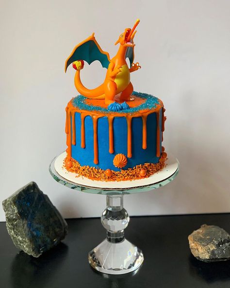 Lucy Drummond on Instagram: “Charizard Cake! 💥🐲🔥 This super fun Pokémon cake made for @chloemalle’s nephew is my host-contribution to the #kidscakecollab! 🎂 Make sure…” Charizard Birthday Cakes, Charizard Cupcakes, Pokemon Birthday Cake Lucario, Pokemon Cake Charizard, Charzard Birthday Cakes, Pokemon Birthday Cake Charmander, Charizard Cake, Pokémon Cakes, Pokemon Cakes