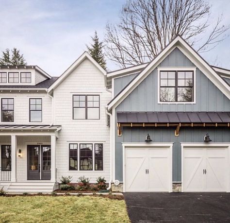 ♥️ This BLUE color is stunning!! I'd love to this this whole house painted that blue with the black accents...so sophisticated! . . . #homesweethome #dreamhome #blueexterior #bluehouse #bluehome #blueexteriorpaint #bluepaint #farmhouse #craftsman #bluegarage #exterior #homeexterior #getinspired #Homes #house @brusharborhomes Two Tone Exterior, Blue Farmhouse Exterior, Blue Exterior House Colors, Light Blue Houses, Farmhouse Style Exterior, White Exterior Houses, Storybook Homes, Exterior House Color, Craftsman Exterior