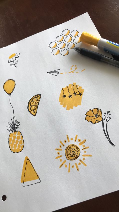 Yellow Aesthetic Doodles, Yellow Scrapbook Ideas, Yellow Journal Ideas, Yellow Doodles, Bullet Journal Designs, Yellow Journal, Journal 2025, Aesthetic Note, Journal Designs