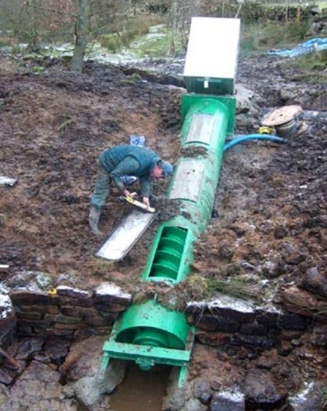 A family living in a remote part of the North York Moors are proving that hydropower really works. The National Trust owned farm is situated seven miles from the nearest town, surrounded by moorlan… Diy Renewable Energy, Hydroelectric Generator, Hydro Energy, Water Turbine, Free Energy Projects, Diy Generator, Machining Metal Projects, Earthship Home, Renewable Energy Systems