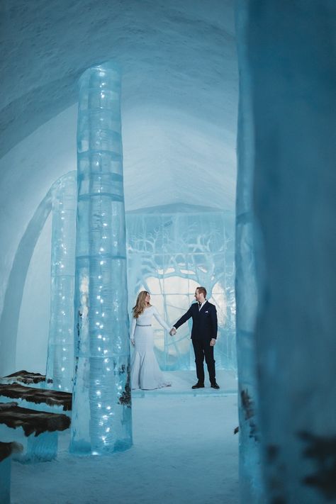 Ice Hotel Sweden, Unusual Wedding Venues, Sparkling Snow, Bee Wedding, Snow Wedding, Mountain Top Wedding, Ice Hotel, Old Quebec, Romantic Adventures