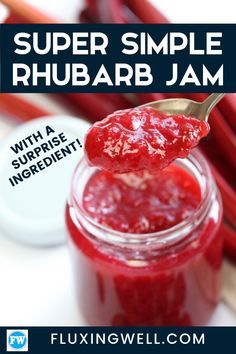 Rhubarb Jam Recipes Easy, Canned Jam, Easy Rhubarb Recipes, Recipe With Pineapple, Rhubarb Jelly, Canning Gifts, Easy Jam Recipe, Jam Homemade, Jam Canning