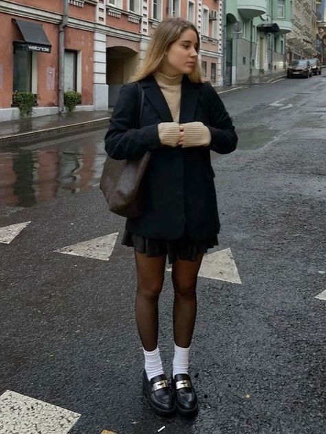 Outfit Medias, Outfit Mocasines, Black Pantyhose, White Socks, White Sock, Black Tights, Sock Shoes, Tights, Loafers